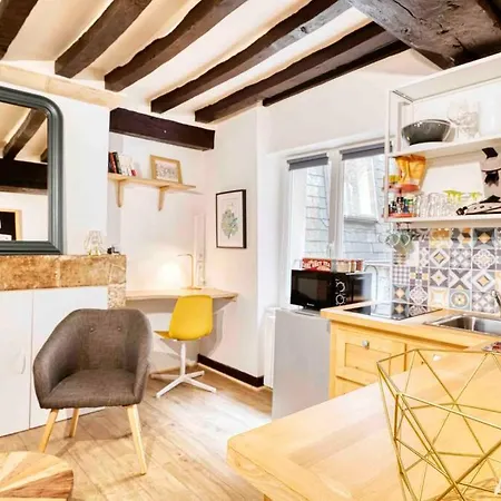 Superbe Studio En Hyper-Centre De Caen